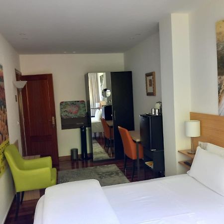 Suite Bilbao Arena Con Plaza De Garaje المظهر الخارجي الصورة